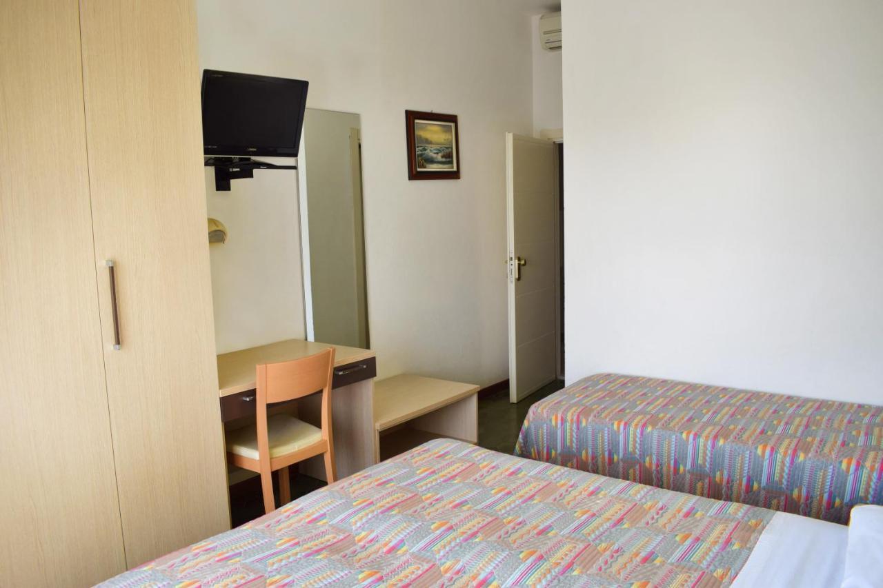 Hotel Gattuccio เชเซนาติโก ภายนอก รูปภาพ