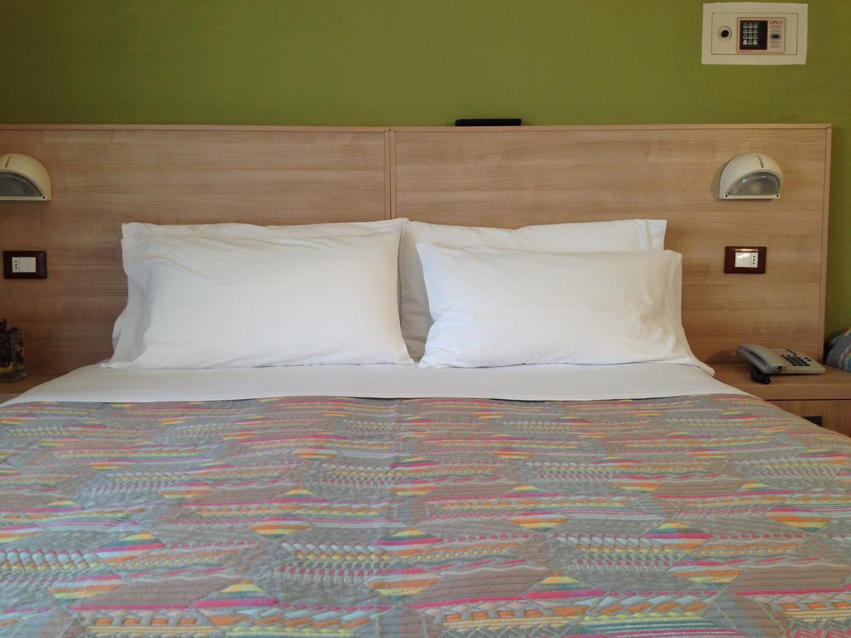 Hotel Gattuccio เชเซนาติโก ภายนอก รูปภาพ