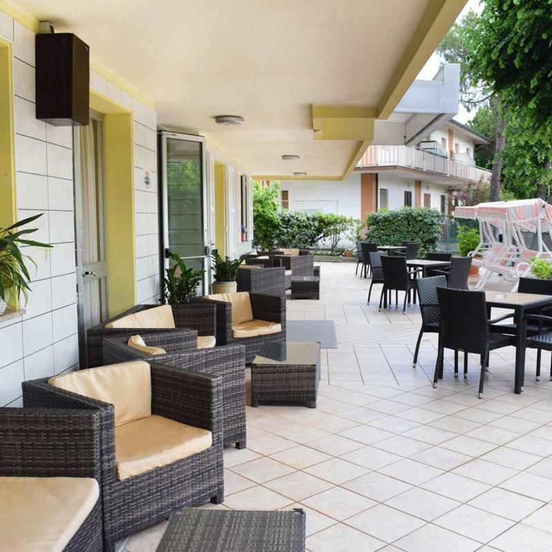 Hotel Gattuccio เชเซนาติโก ภายนอก รูปภาพ